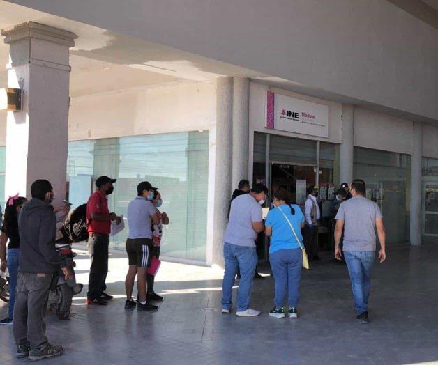 Saturan módulos del INE Saturan módulos del INE