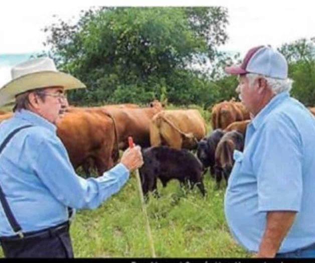 Reconocen trayectoria ganadera de Don Manuel García Uresti Reconocen trayectoria ganadera de Don Manuel García Uresti