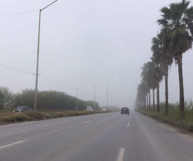Cubiertos de niebla; se prolonga fenómeno