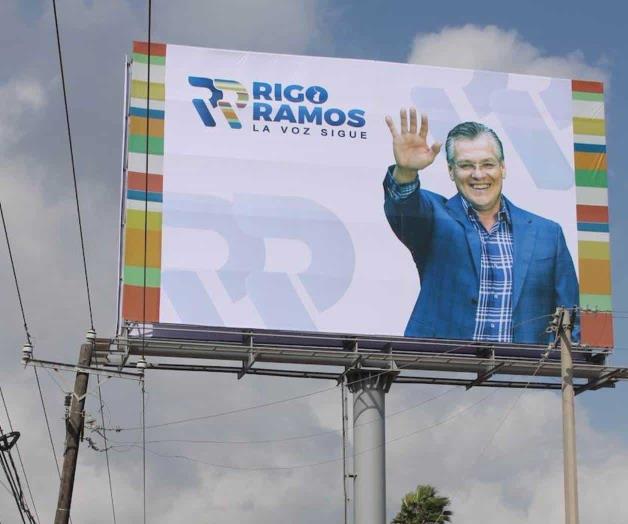 Regresa Rigo del autoexilio