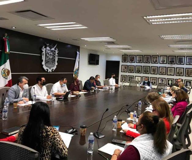 Se unen empresarios contra cobro por paso de transporte de carga Se unen empresarios contra cobro por paso de transporte de carga