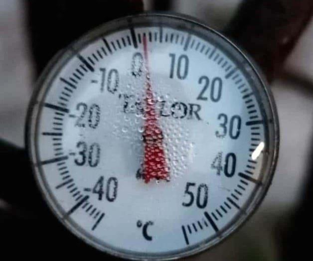 Marca termómetro menos dos grados