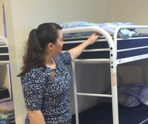 Abren albergues por temperaturas casi congelantes