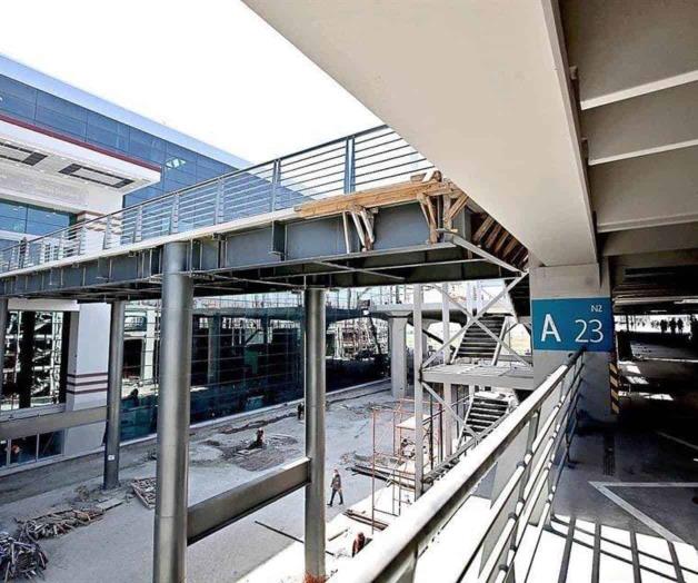 Llevan monopolio de taxistas a AIFA