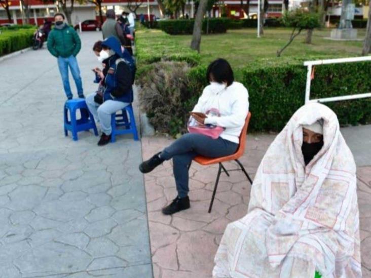 Salud reporta 588 muertes por covid-19 y 35 mil 243 contagios en 24 horas Salud reporta 588 muertes por covid-19 y 35 mil 243 contagios en 24 horas