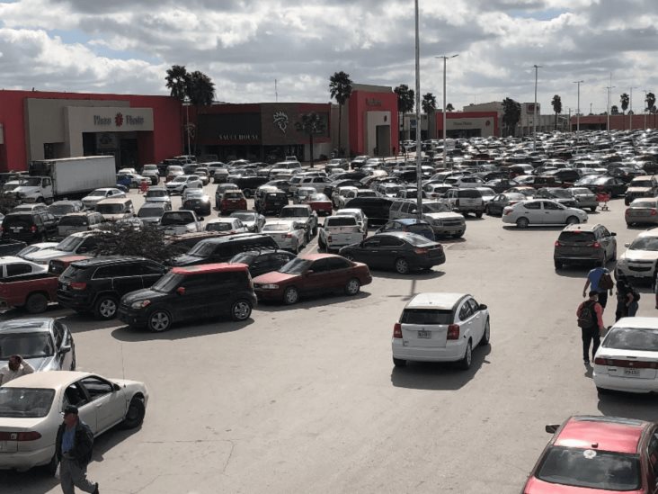 Saturan residentes de EU comercios de Matamoros Saturan residentes de EU comercios de Matamoros