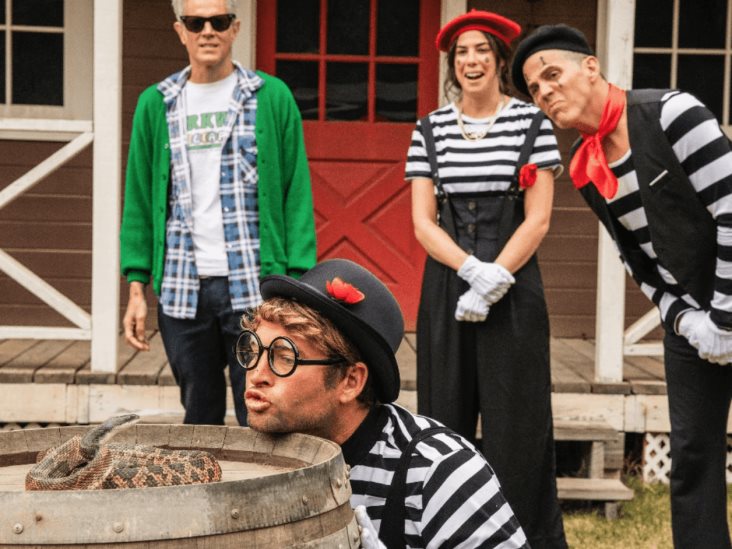 ‘Jackass Forever’ encabeza las taquillas ‘Jackass Forever’ encabeza las taquillas