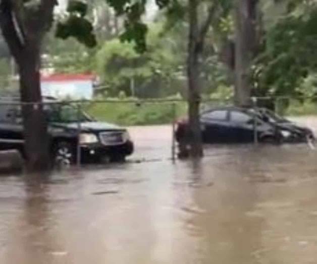 Cierran escuelas en Puerto Rico por extensas inundaciones