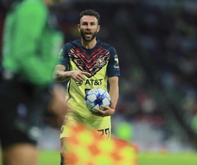 Suspenden dos juegos a Miguel Layún Suspenden dos juegos a Miguel Layún