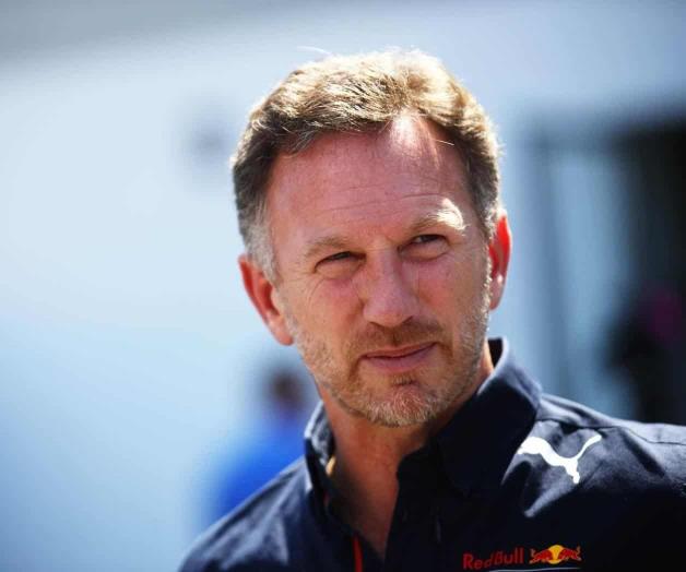 Gana Horner un tour por la fábrica de Mercedes 