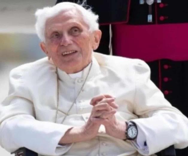 Benedicto XVI pide perdón a víctimas de abusos y lamenta que le llamen mentiroso por su despiste