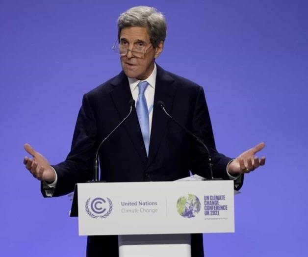 Recibe AMLO a Kerry Recibe AMLO a Kerry