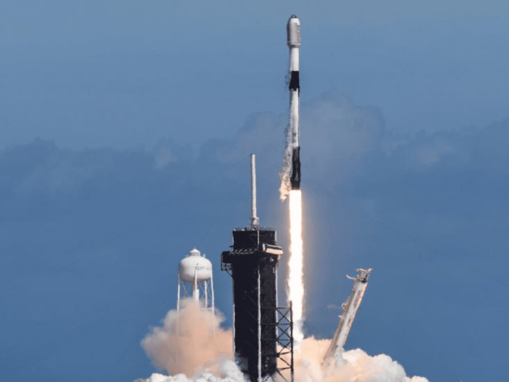Daña tormenta solar satélites de SpaceX Daña tormenta solar satélites de SpaceX