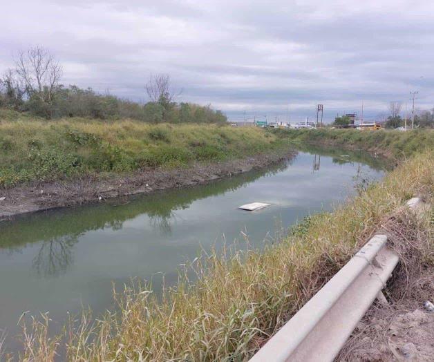 Baja nivel del Rodhe; vehículo descubierto