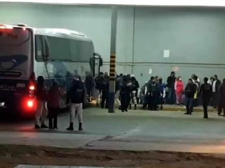 Dispara hombre a pasajeros de autobús en Sonora Dispara hombre a pasajeros de autobús en Sonora