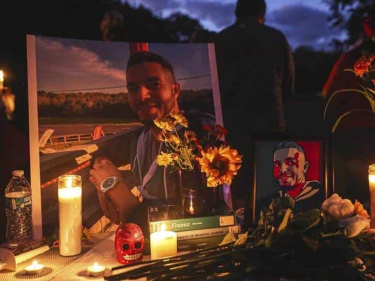 Fincan cargos de asesinato a texano Fincan cargos de asesinato a texano