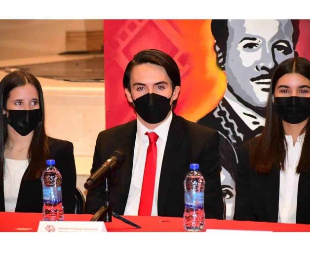 Promete Octavo Congreso IUVE impulsar a jóvenes neolaredenses