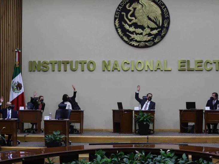 Exhibe INE a Morena por gastos irregulares Exhibe INE a Morena por gastos irregulares