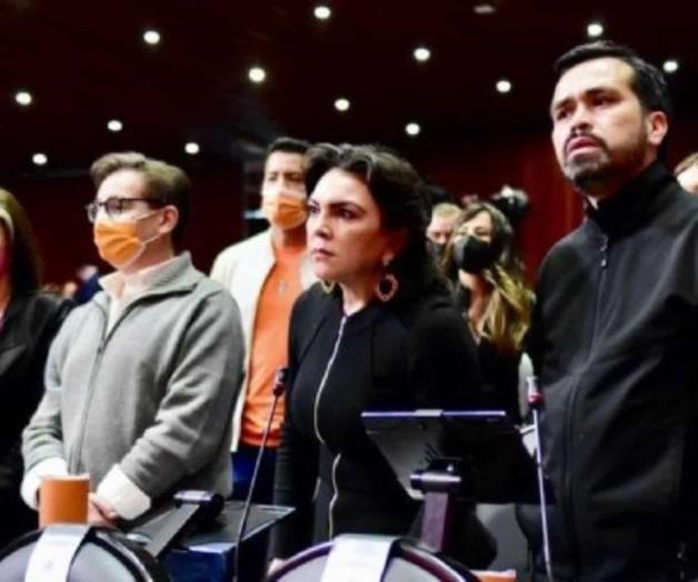 Voto por teléfono de Moreira desata griterío en Cámara de Diputados