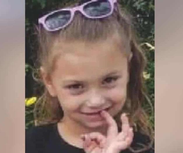 Hallan niña plagiada en un espacio secreto