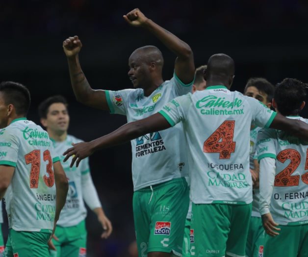 León toma ventaja ante el Guastatoya