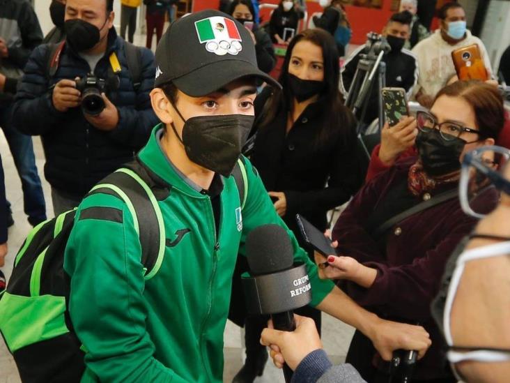 Se vienen cosas importantes, dice Donovan Carrillo al volver a México Se vienen cosas importantes, dice Donovan Carrillo al volver a México