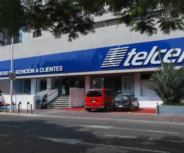 Reportan falla en servicio de Telmex y Telcel