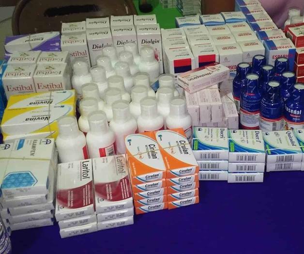 Realizan campaña para donar medicinas Realizan campaña para donar medicinas