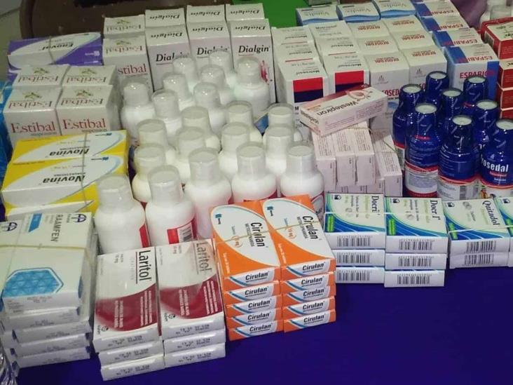 Realizan campaña para donar medicinas Realizan campaña para donar medicinas