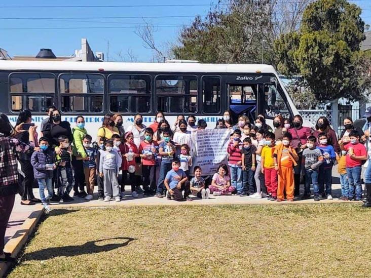 Vacunan a niños Vacunan a niños