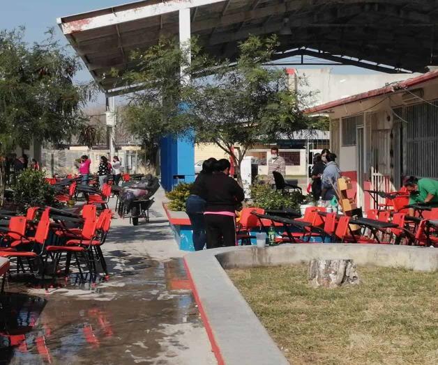 Inician escuelas actividades con labores de mantenimiento