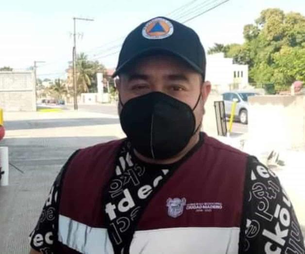 Revisa las escuelas Protección Civil