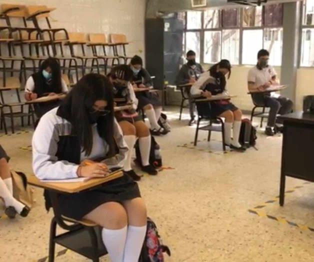 Vuelve el bullicio a los salones escolares