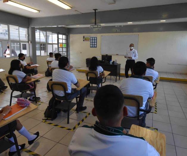 Regresan a clases híbridas