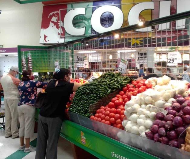 Sigue canasta básica elevada en martes de mercado