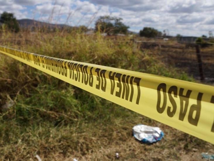 Abandonan cuerpos de tres asesinados en Michoacán Abandonan cuerpos de tres asesinados en Michoacán