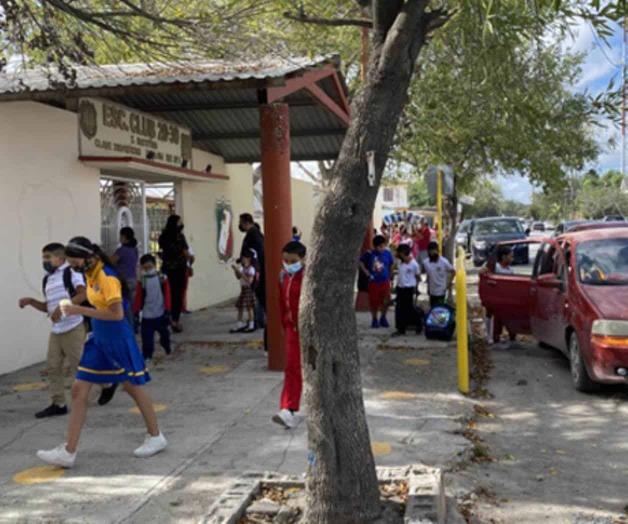 Sufren escuelas por ola de robos Sufren escuelas por ola de robos
