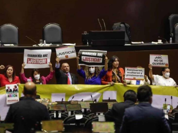 Gritos y caos en la Cámara de Diputados por caso de Zavala-Calderón y guardería ABC Gritos y caos en la Cámara de Diputados por caso de Zavala-Calderón y guardería ABC