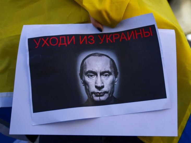 Putin busca desnazificar Ucrania con ataques Putin busca desnazificar Ucrania con ataques