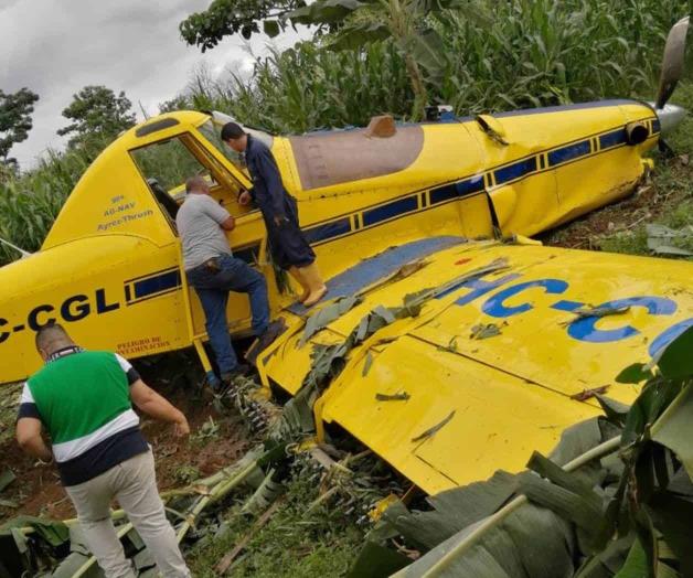 Cae avioneta, muere el piloto