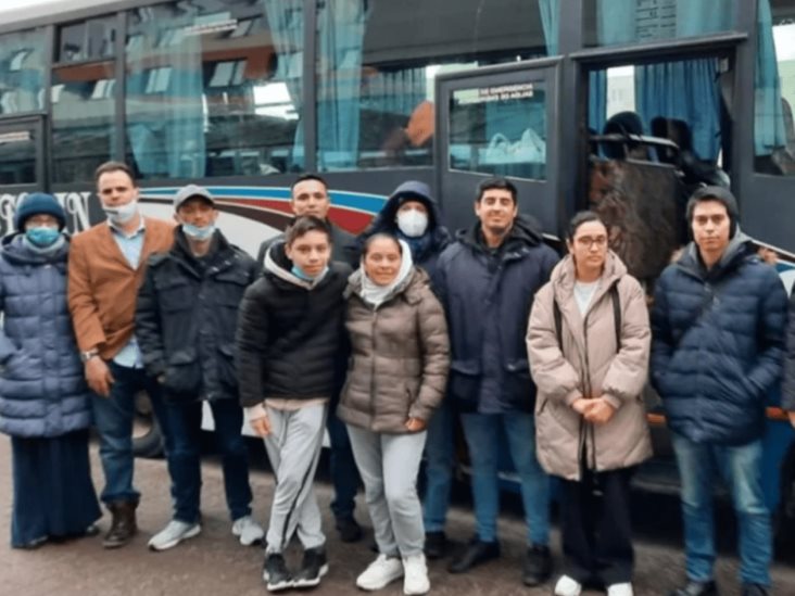 Llegan primeros 22 mexicanos a frontera de Ucrania para ir a Rumania Llegan primeros 22 mexicanos a frontera de Ucrania para ir a Rumania