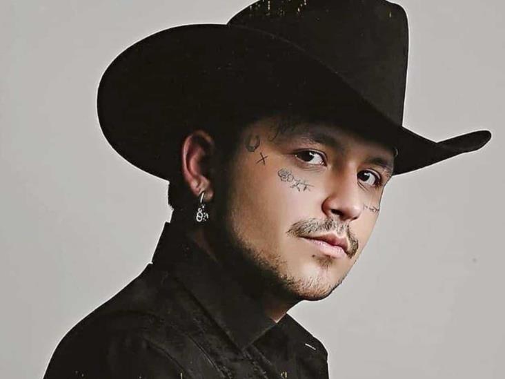 Reclaman padres de Nodal canciones que cedieron Reclaman padres de Nodal canciones que cedieron