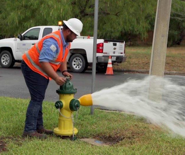 Purgan las líneas del vital líquido