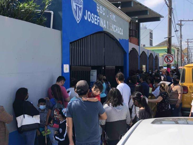 Regresan a clases 300 escuelas Regresan a clases 300 escuelas