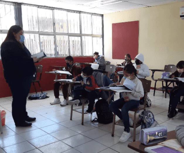 Regresan a las aulas con gran entusiasmo