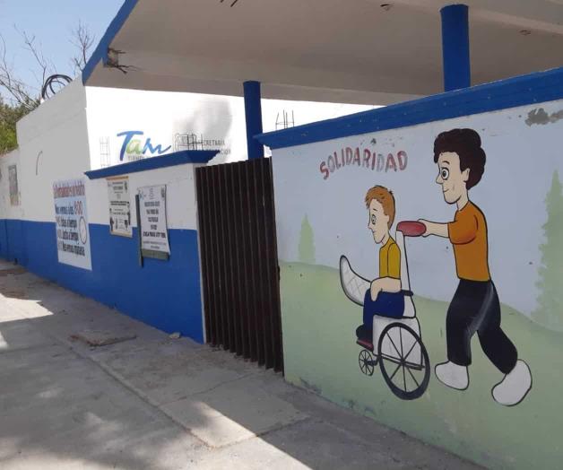 Enfrentan escuelas carencias