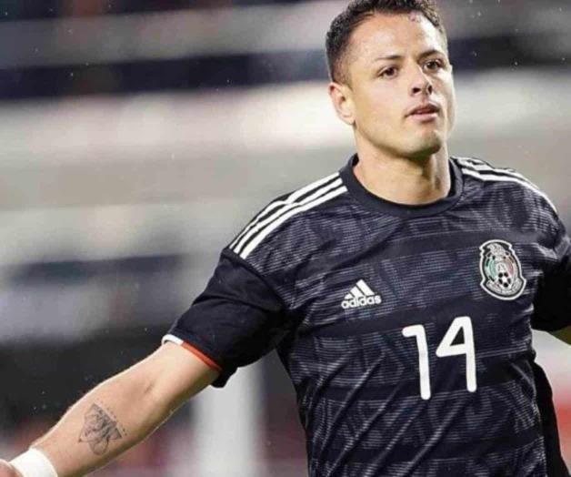 Seguirá Chicharito luchando por ir al Tri