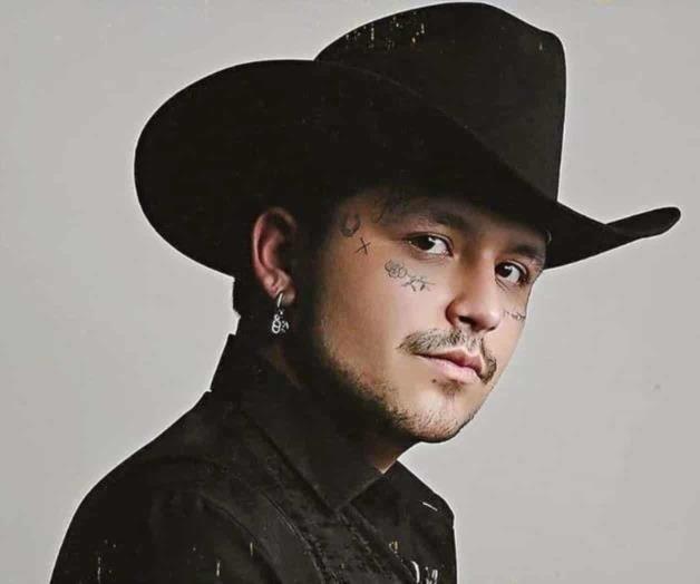 Christian Nodal no quiere que le pregunten por Belinda