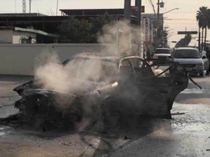 Ocurre incendio ‘sobre ruedas’ Ocurre incendio ‘sobre ruedas’