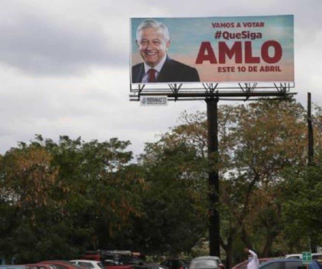 Ordenan retirar publicidad a favor de López Obrador